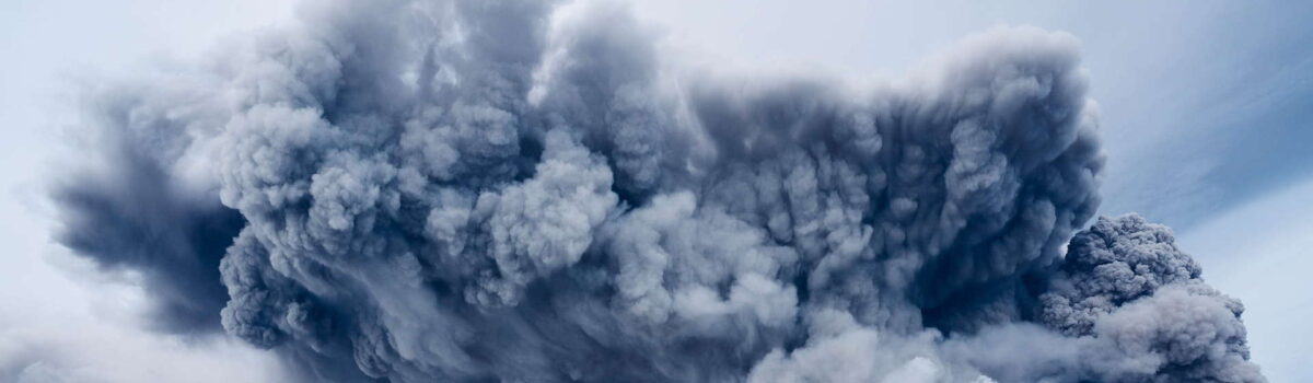 Pył wulkaniczny – jak działa w kosmetykach?